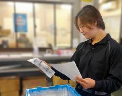 インテリア生活雑貨専門の大型物流センター